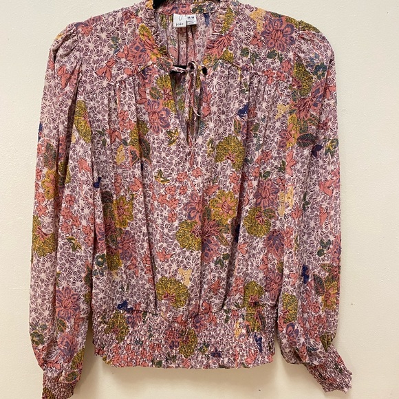 JOIE Floral V-neck Blouse in Size Medium - Picture 2 of 4